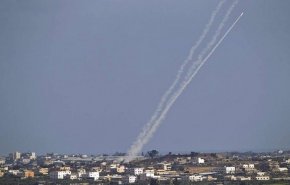 صواريخ المقاومة الفلسطينية تستهدف مستوطنات غلاف غزة