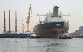 صادرات نفت ایران بدون وقفه ادامه دارد