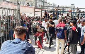 شهداء ومصابون ومفقودون بقصف الاحتلال منزلا بحي الرمال