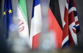 ايران تستدعي سفراءها في دول الترويكا الاوروبية للتشاور