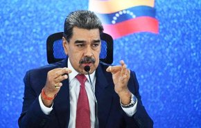 'مادورو' يوسع صلاحياته تحسبا لهجوم أمريكي محتمل