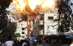 قوات الاحتلال تكثف غاراتها مع كل حديث عن وقف لإطلاق النار