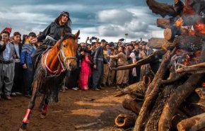 إبداع إيراني يسطع عالمياً: الفتاة الإيرانية الفارسة تفوز بجائزة اليونسكو