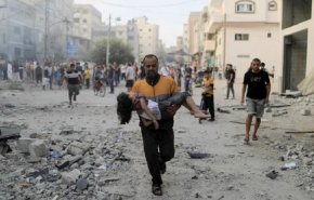 شاهد.. غزة تحت القصف: مئات الشهداء وآلاف المدنيين محاصرون!