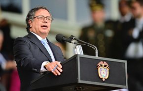 رئیس‌جمهوری کلمبیا «قتل جوانان فقیر کارائیبی» توسط آمریکا را محکوم کرد