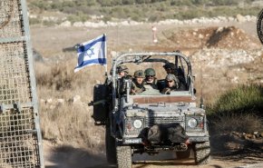 كيان الاحتلال ينفذ عمليات اقتحام مفاجئة في قرية سورية