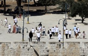 محافظة القدس: اقتحام المستوطنين للأقصى تصعيد خطير لتهويد المسجد