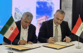 إيران والعراق يوقعان مذكرة تفاهم لتعزيز التعاون السياحي المشترك