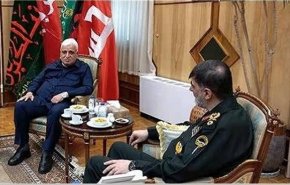 قائد قوات الحشد الشعبي العراقي يلتقي العميد 'رادان'