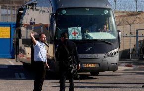 رژیم صهیونیستی جشن استقبال از اسرای فلسطینی اهل قدس شریف را ممنوع کرد + فیلم