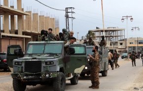 المرصد السوري: قرارات تعسفية تطال عشرات المعلمين في بانياس