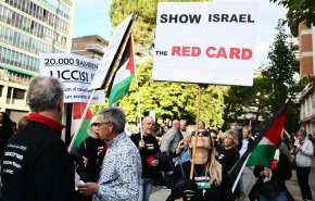 تظاهرات واسعة في إيطاليا احتجاجاً على مباراة بين إيطاليا و