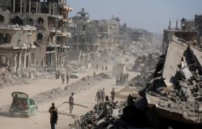 الاحتلال يشن عشرات الغارات على غزة رغم وقف إطلاق النار