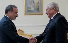 دیدارهای جداگانه فرستادگان روسیه و آذربایجان با عراقچی