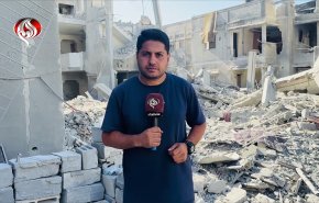 أهالي غزة يزيلون ركام منازلهم تمهيدا لعودة الحياة فيها