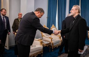 الممثل الخاص لبوتين يلتقي علي لاريجاني في طهران