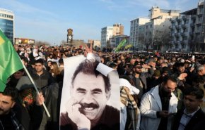 العمال الكردستاني يطالب بلقاء عاجل مع أوجلان.. تفاصيل