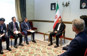 بزشكيان: إنشاء عملة مشتركة يساعد التنمية الاقتصادية في المنطقة