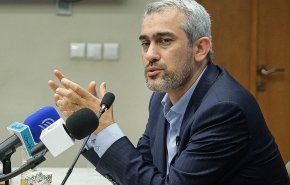 وزير الاقتصاد الايراني: نهدف لتنفيذ مشاريع بقيمة 100 مليار دولار
