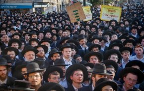 شاهد: مئات آلاف ’الحريديم’ يتظاهرون في القدس رفضاً للتجنيد