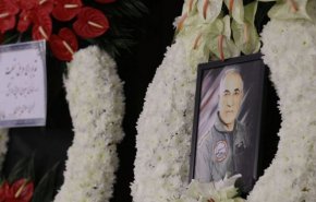 شرکت بقائی در مراسم یادبود مرحوم سرهنگ خلبان لوتر یادگاری