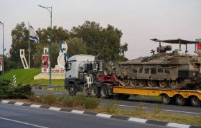 انتقال تجهیزات نظامی سنگین رژیم صهیونیستی به مرز لبنان + فیلم