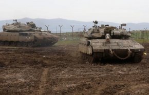 آليات قوات العدو الاسرائيلي تتقدم على خط التماس بالقنيطرة