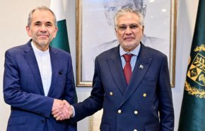 مساعد وزير الخارجية الايراني يلتقي وزير الخارجية الباكستاني في اسلام آباد