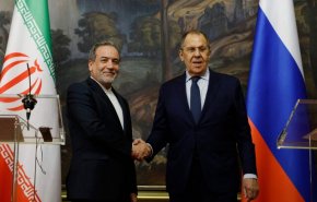 گفت‌وگوی عراقچی و لاوروف در آستانه نشست شورای حکام