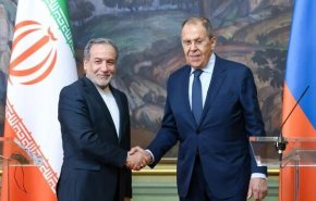 مكالمة هاتفية مهمة بين عراقجي ولافروف..وهذا أبرز ما دار بينهما 