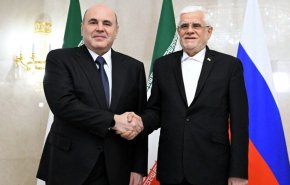 النائب الأول للرئيس الإيراني يلتقي رئيس الوزراء الروسي في موسكو