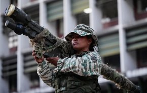 بسیج عمومی در ونزوئلا با استقرار سلاح‌های سنگین و سامانه موشکی در سواحل کارائیب 