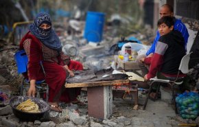 حدود نیمی از جمعیت غزه روزانه هیچ وعده غذایی دریافت نمی‌کنند