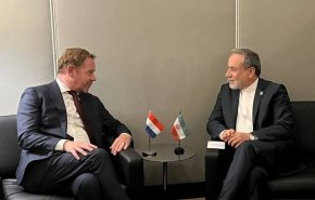 عراقجي ينتقد من هولندا دعم أوروبا بالأسلحة الكيميائية لنظام صدام