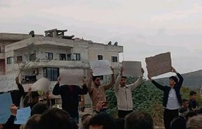 احتجاجات علوية في سوريا على الانفلات الأمني وعجزدولة الجولاني المؤقتة