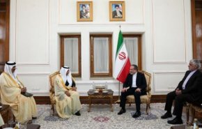 گفتگوی معاون سیاسی وزیرخارجه عربستان و عراقچی برای گسترش روابط دوجانبه