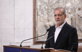 الرئيس الايراني: واجبنا هو اسداء الخدمة للشعب