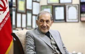 ولايتي: البيانات السياسية لاتغيّر حقيقة ملكية إيران لجزرها الثلاث 
