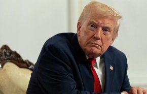 ترامب يتهم الديمقراطيين بتغيير قاعدة 'الفيلبستر' وتدمير المحكمة العليا 