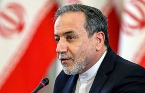 عراقچی به کشته‌شدگان بلاروس در جنگ جهانی دوم ادای احترام کرد+فیلم