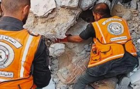 آغاز جست‌وجوی پیکر شهدا از زیر آوارها خانه های کوچک در غزه