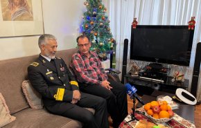 دیدار معاون ارتش با جانباز و آزاده ارمنی