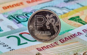 بلومبرگ: روبل بیشترین افزایش ارزش خود را از سال ۱۹۹۴ تاکنون ثبت کرد