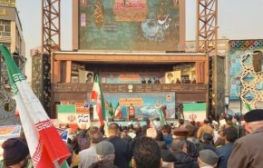 برگزاری مراسم ۹ دی با حضور گسترده مردم پایتخت در میدان آئینی امام حسین(ع) + فیلم