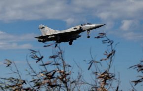 شاهد.. صواريخ ومناورات صينية تحاكي حصار تايوان بتصعيد غير مسبوق!