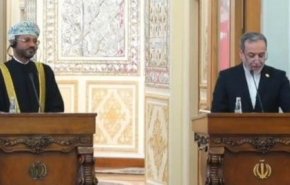 عراقچی: رایزنی ایران و عمان در همه زمینه‌ها ادامه دارد/ البوسعیدی: دیپلماسی تنها مسیری است که می تواند از تنش جلوگیری کند