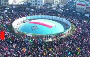 تجمع بزرگ مردم تهران در میدان انقلاب در محکومیت تروریست ها و آشوبگران+ فیلم