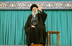 قائد الثورة: نعتبر ترمب مجرما بسبب الأضرار التي ألحقها بالشعب الإيراني