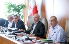 رئیس‌جمهور: بخش مهمی از چالش‌های مالی با بهره‌برداری از گازهای مشعل قابل حل است
