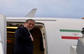 عراقچی با هیئت مذاکره‌کننده ایران عازم ژنو شد